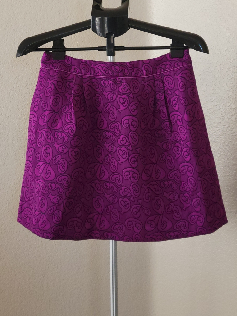 Anthropologie HD in Paris Prunus Brocade Mini Skirt Purple Magenta Size 6
